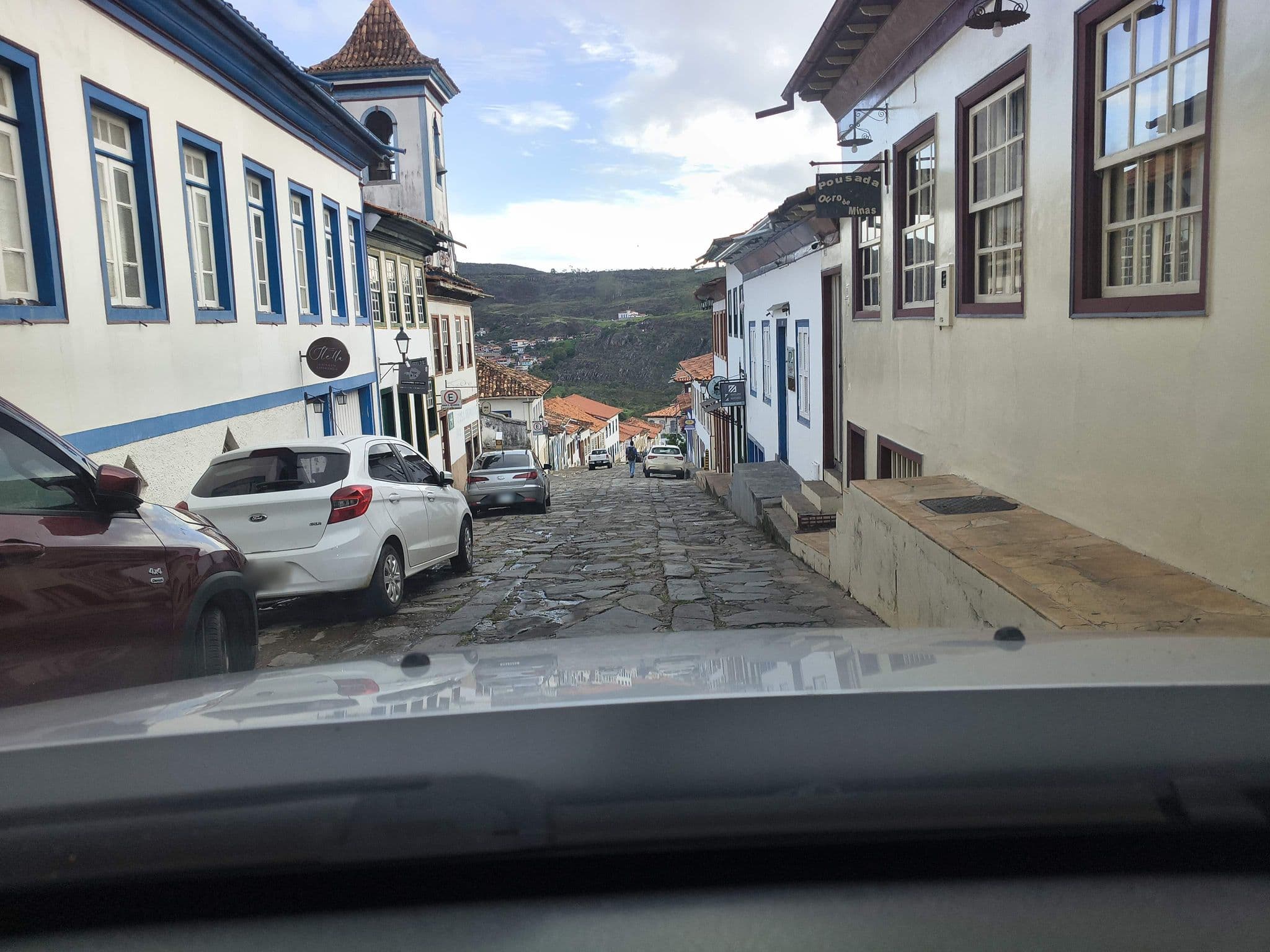 Street view near Pousada Vila do Imperador, Diamantina — © nomondo (CC BY-SA · Mapillary)