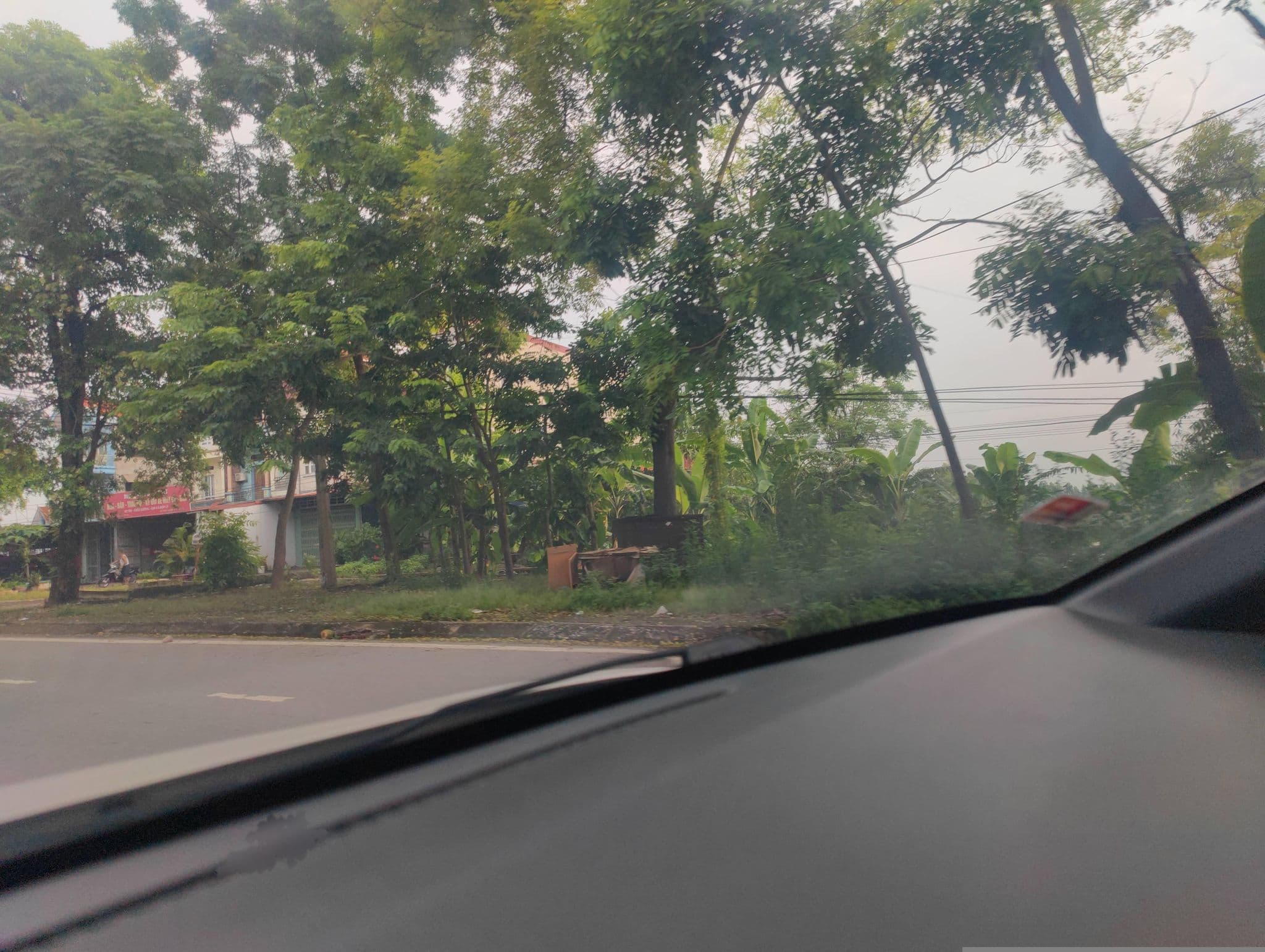 Street view near Nha Nghi Hoa Hong, Bắc Giang — © hn_right_2 (CC BY-SA · Mapillary)