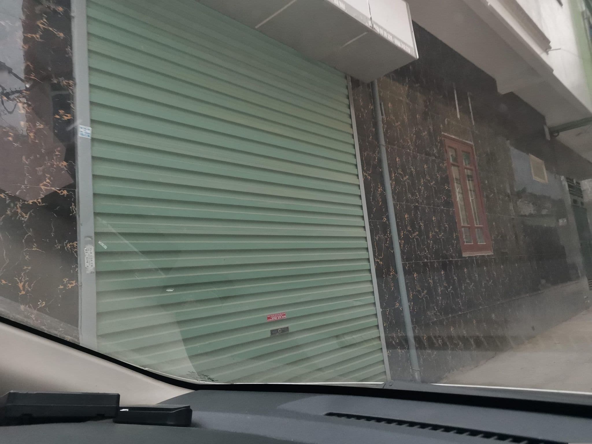 Street view near Nhà nghỉ 18, Thụy Phương — © hn_left_2 (CC BY-SA · Mapillary)