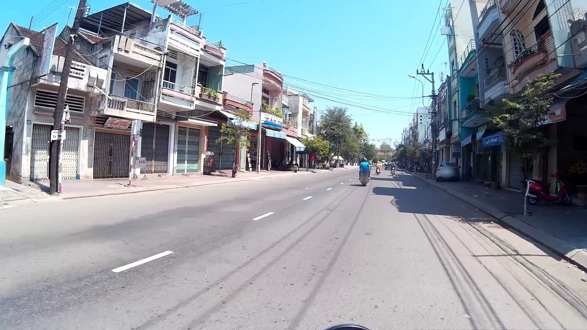 Street view near Mento Hotel, Qui Nhon — © suki52 (CC BY-SA · Mapillary)