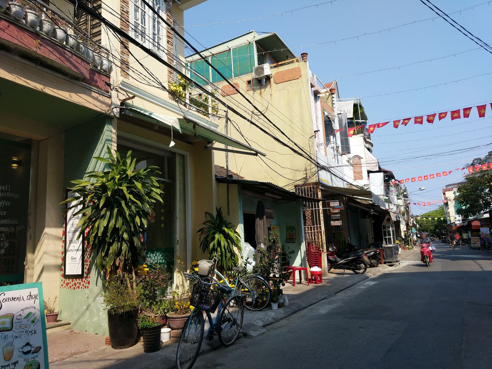 Street view near Hoi An Legend Connect Villa, Hoi An — © davidbdean (CC BY-SA · Mapillary)