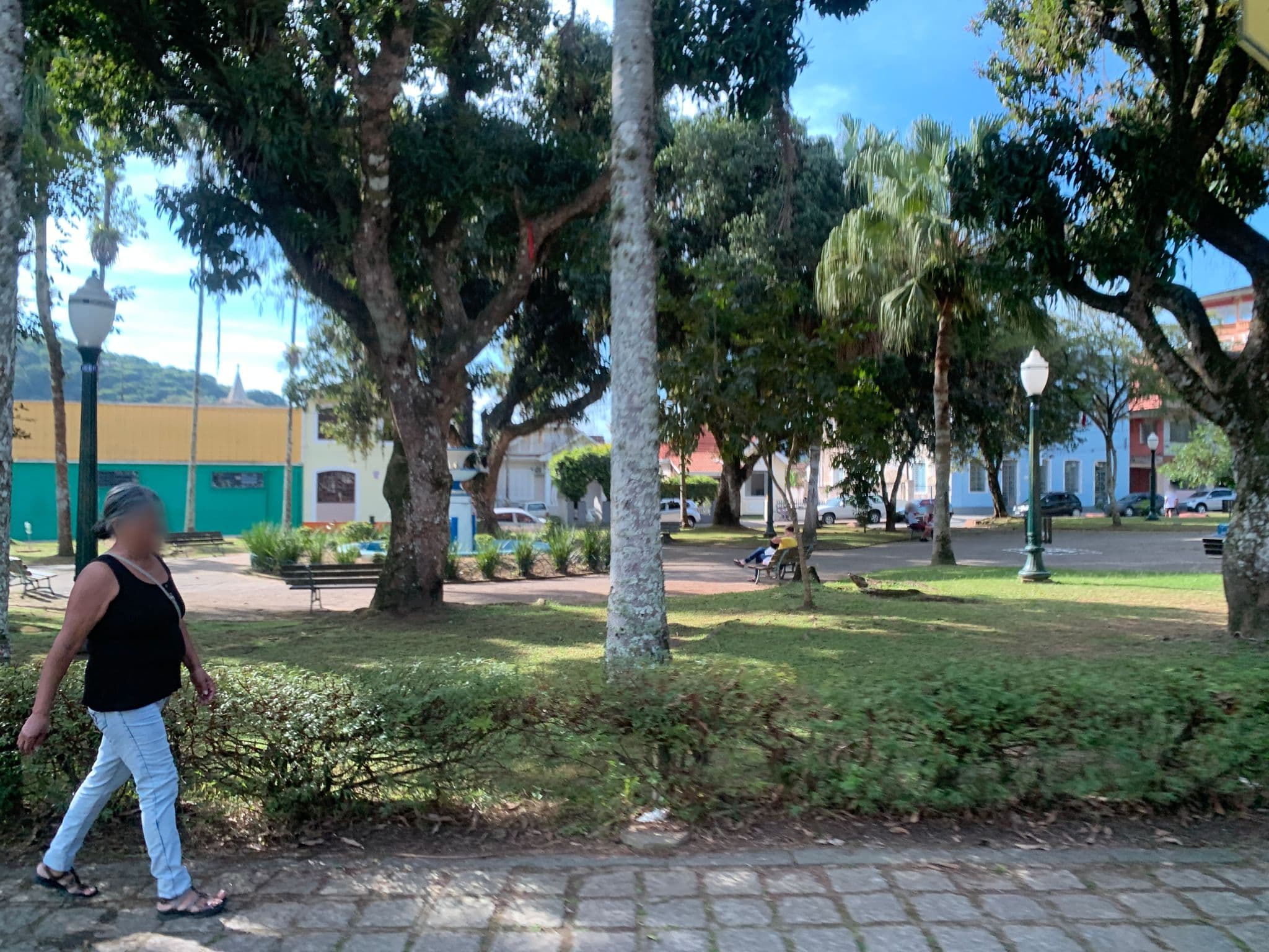 Street view near Pousada Monte Castelo, Antonina — © noel (CC BY-SA · Mapillary)