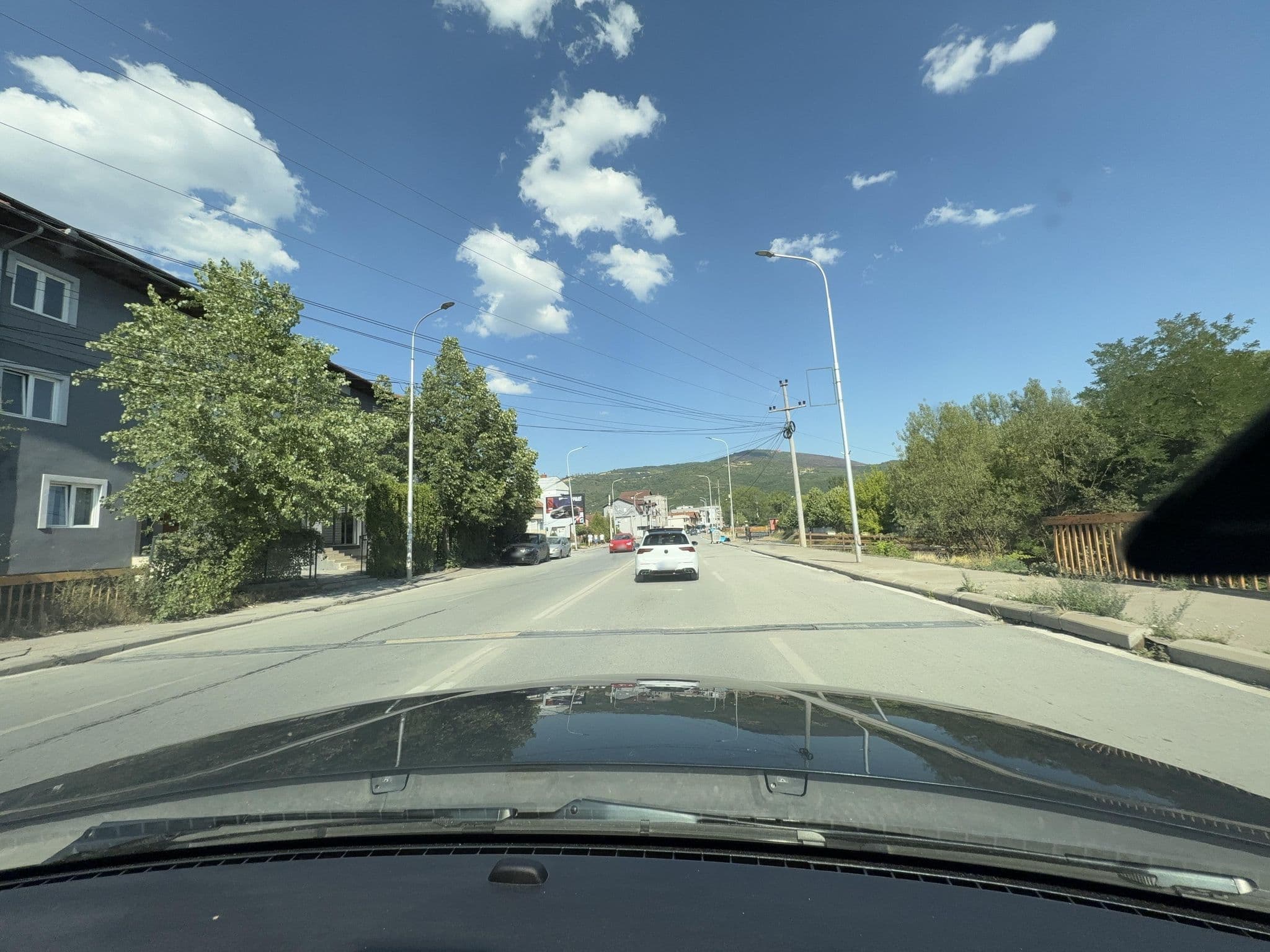 Street view near Mitromont, Mitrovicë — © skromalee (CC BY-SA · Mapillary)