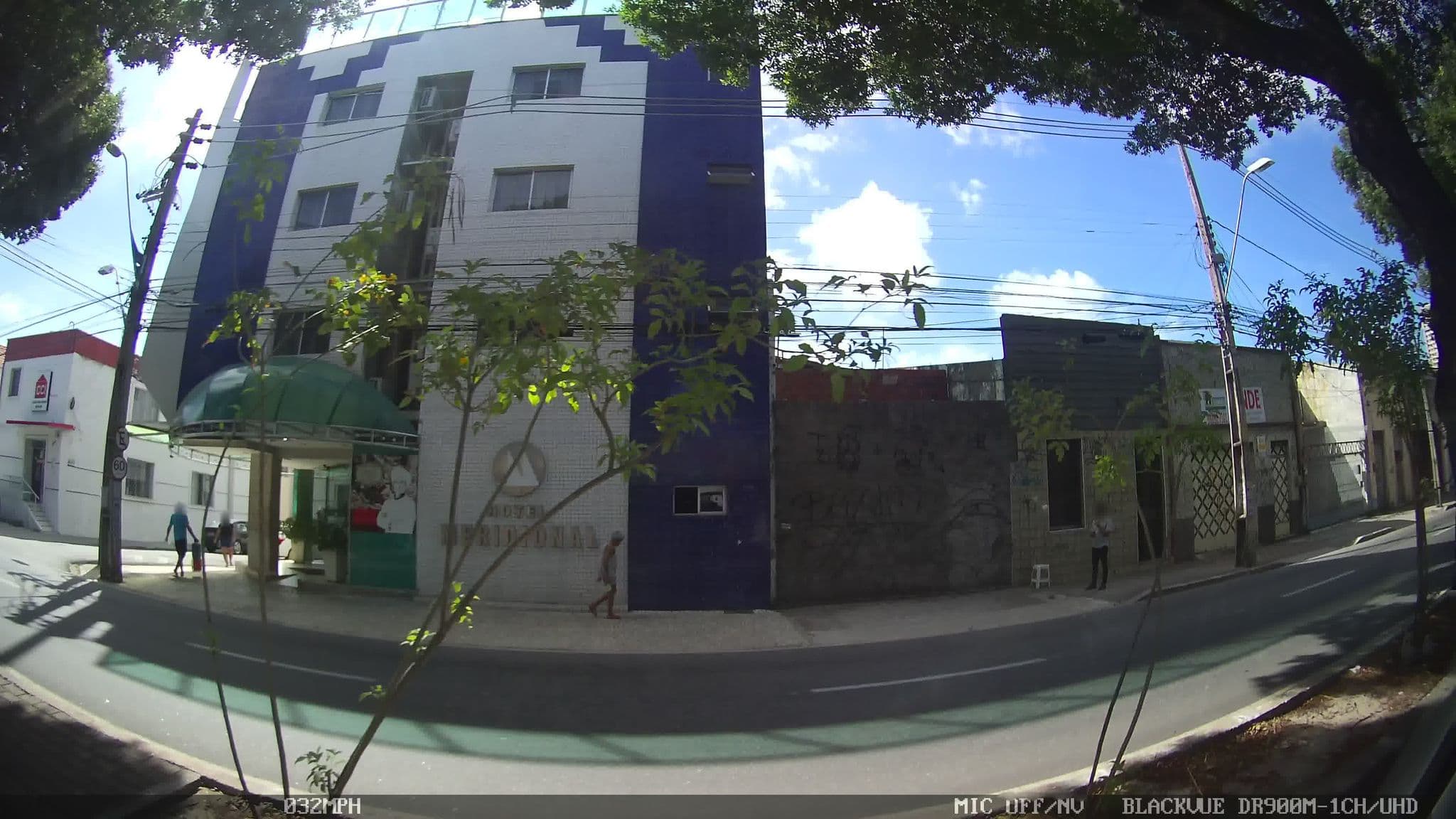 Street view near Hotel Meridional, Fortaleza — © kaart_1 (CC BY-SA · Mapillary)