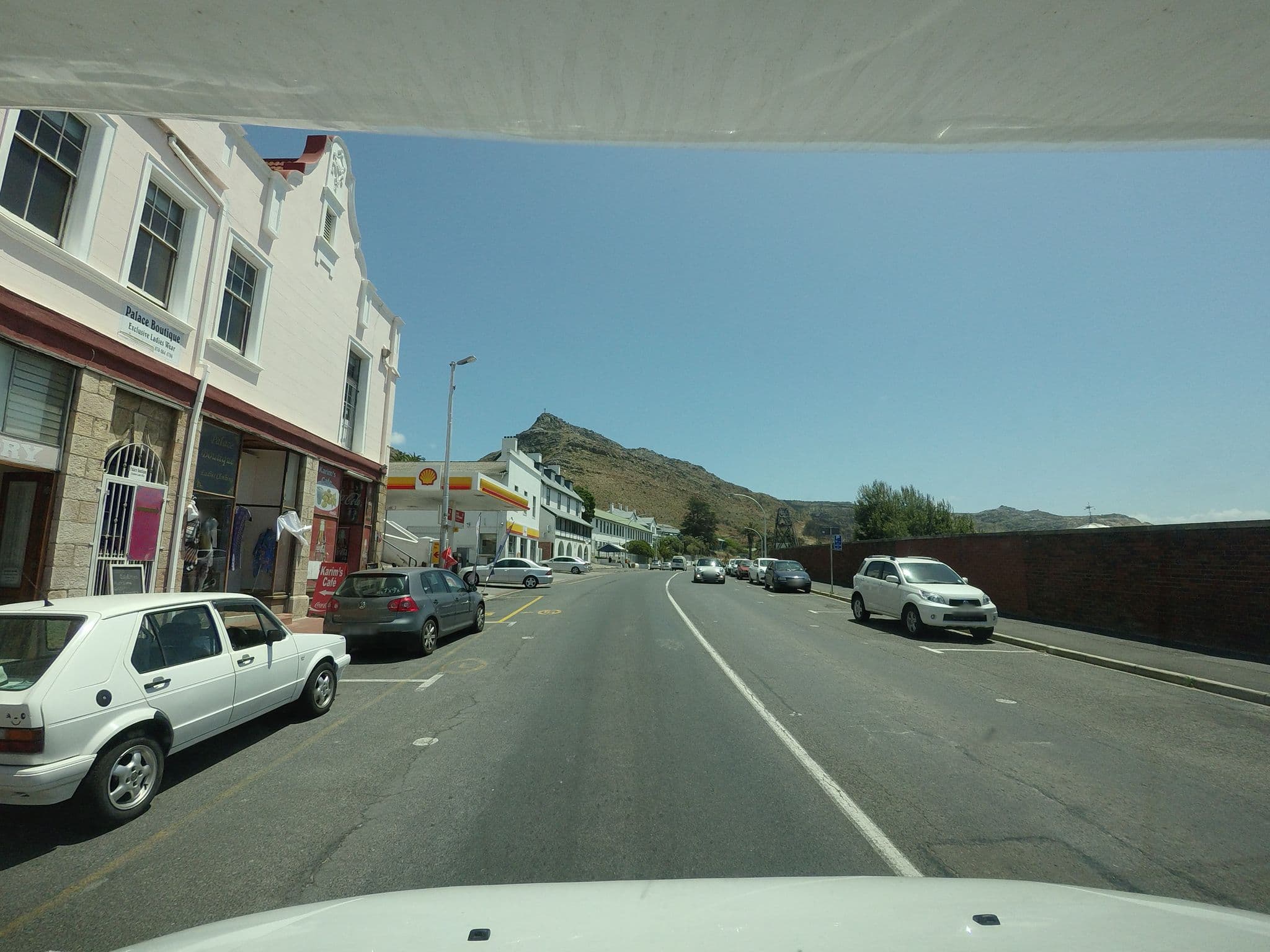 Street view near Eclectic Heritage Paradise Simon’s Town, Simon's Town — © tallguy (CC BY-SA · Mapillary)