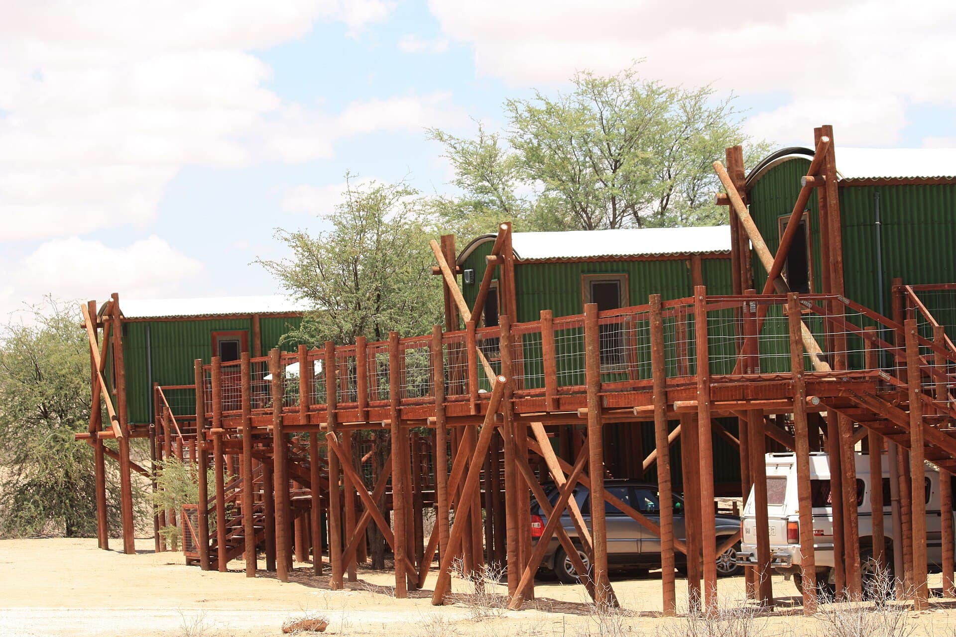 Urikaruus Wilderness Camp (via Wikimedia Commons, CC BY-SA 4.0)