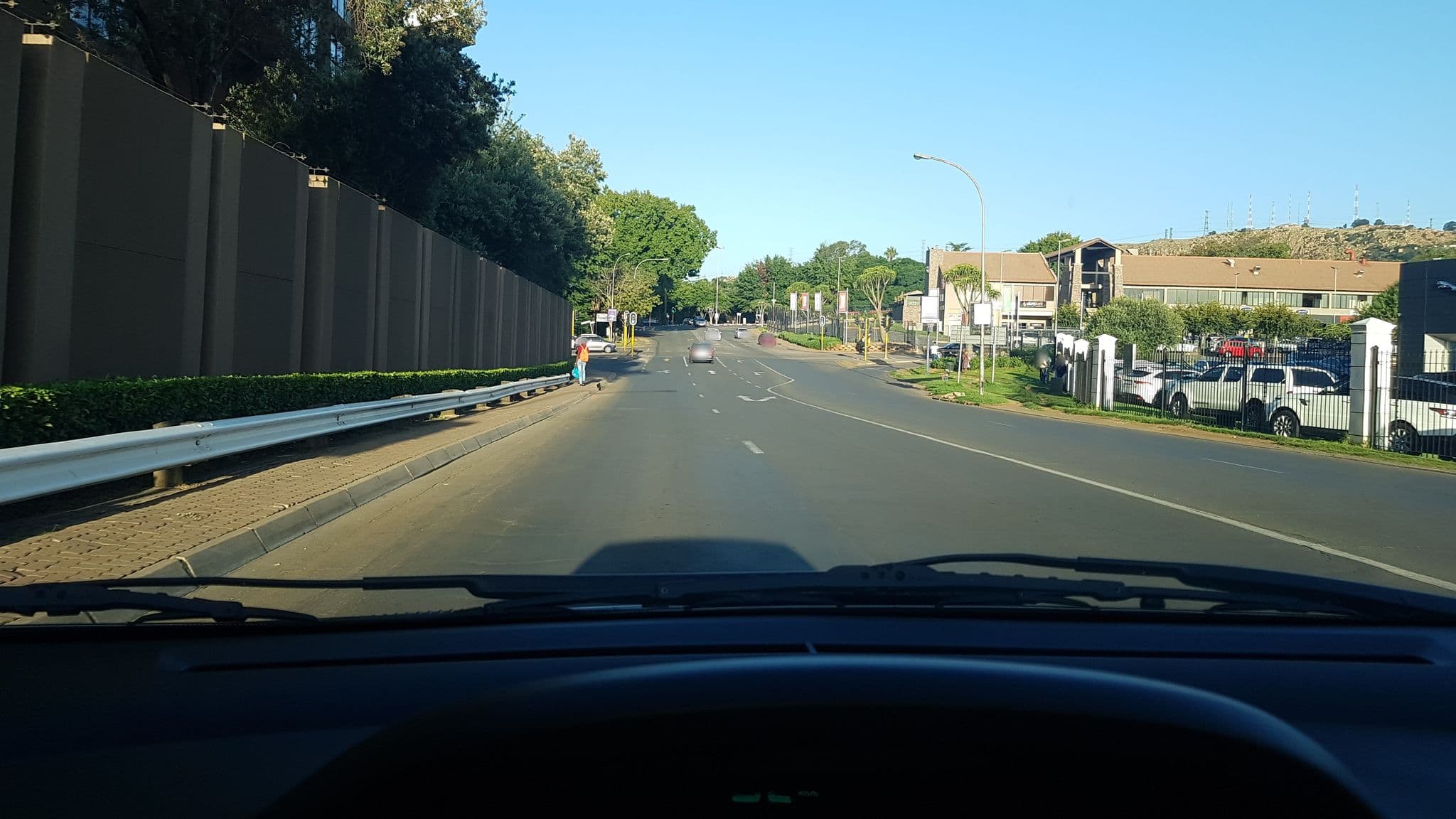 Street view near The Nicol Hotel Johannesburg, Edenvale — © wilbur (CC BY-SA · Mapillary)