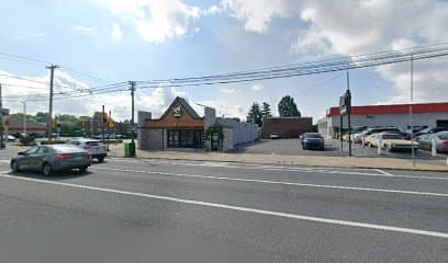 Hotel, Hotel in Holmesburg