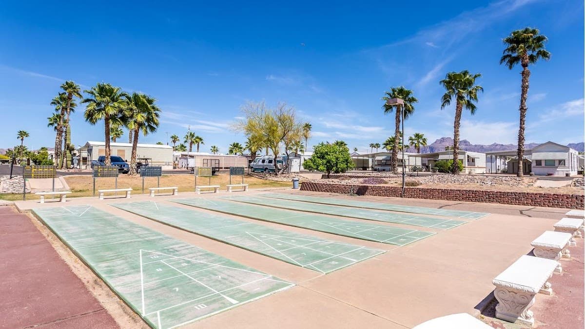 Encore Golden Sun Resort, Caravan Park in Apache Junction