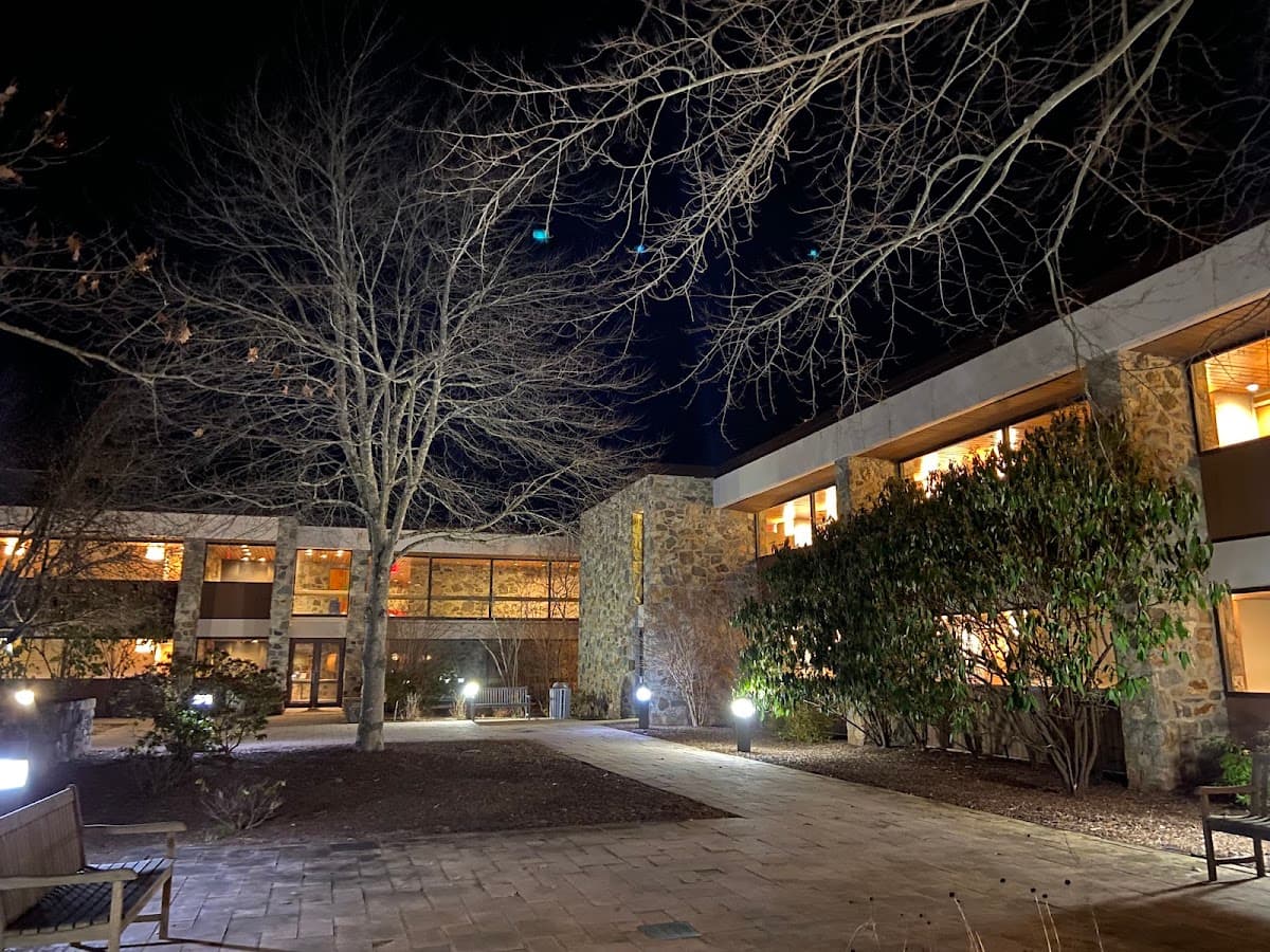 Willow Hall, Hotel in Armonk