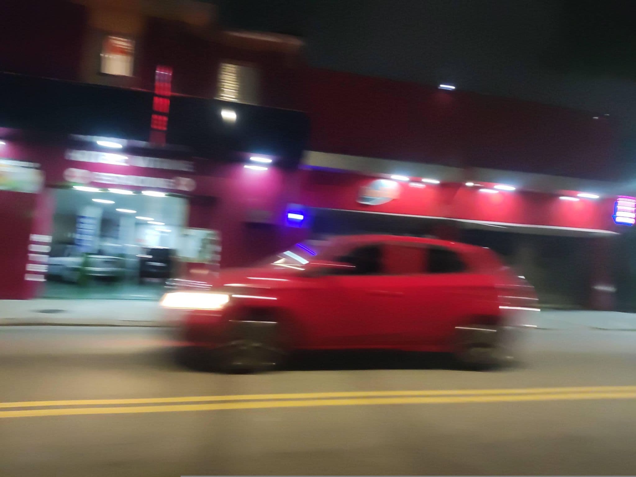 Street view near Hotel vitrina, Vila Guilherme — © quionzo (CC BY-SA · Mapillary)