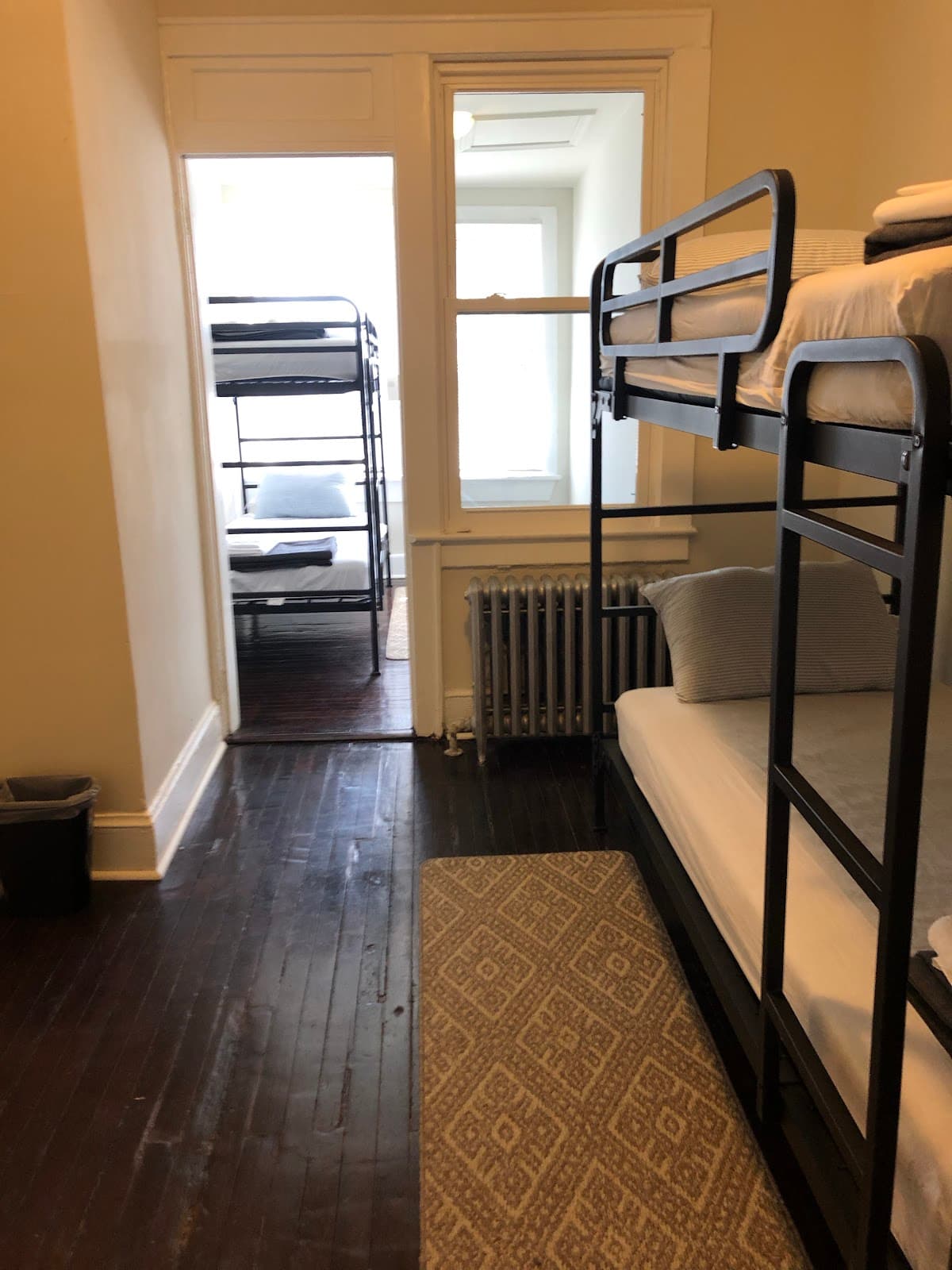 Hostel Comfort Zone DC, Hostel in Ivy City
