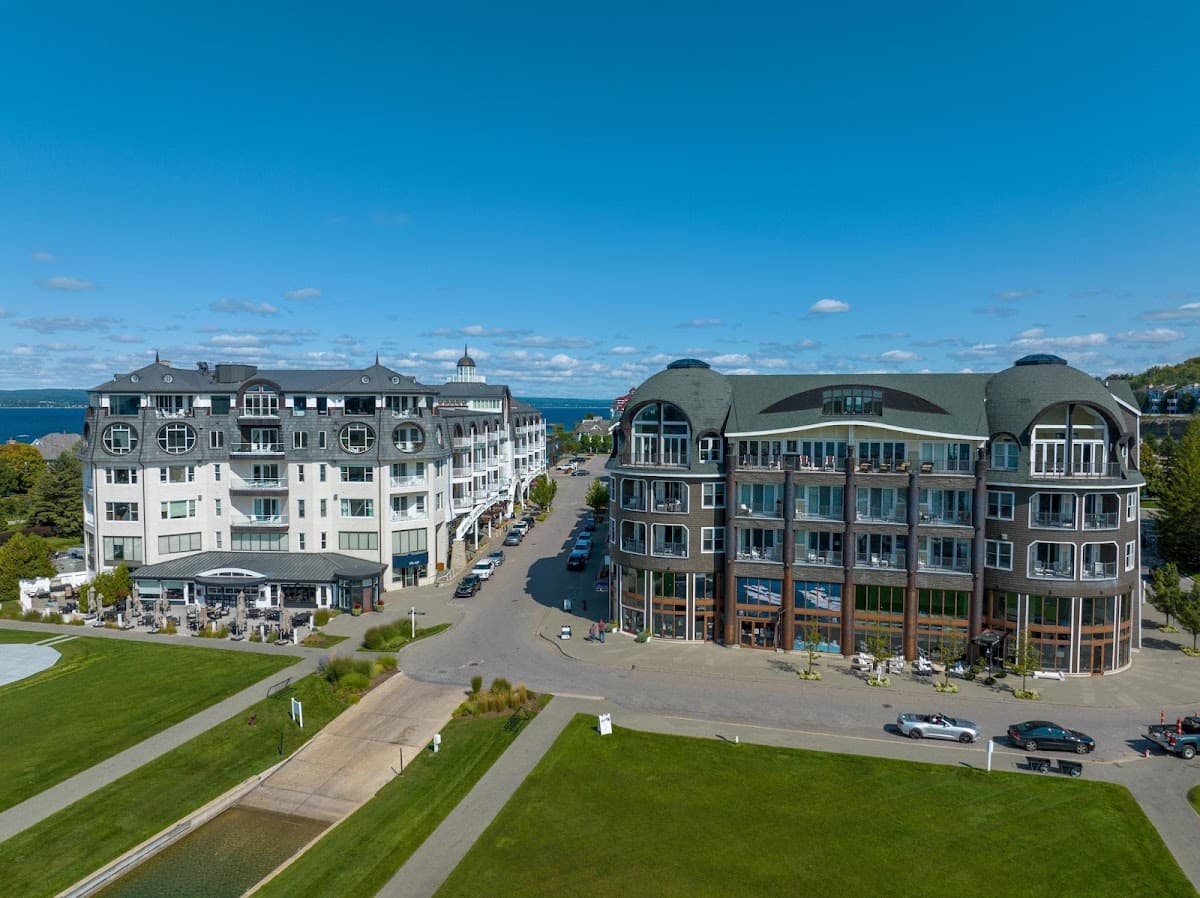 Village Suites Bay Harbor, Hotel in Bay Harbor