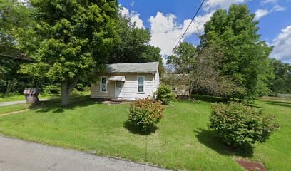 Kingdom rentals, Hotel in West Hill