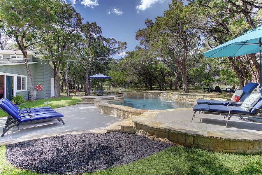Whitetail Rentals, Holiday Home in Brushy Creek