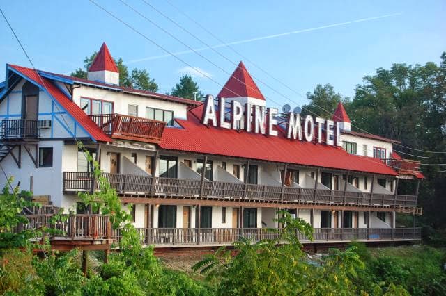 Alpine Resort Burkesville, Motel in Burkesville