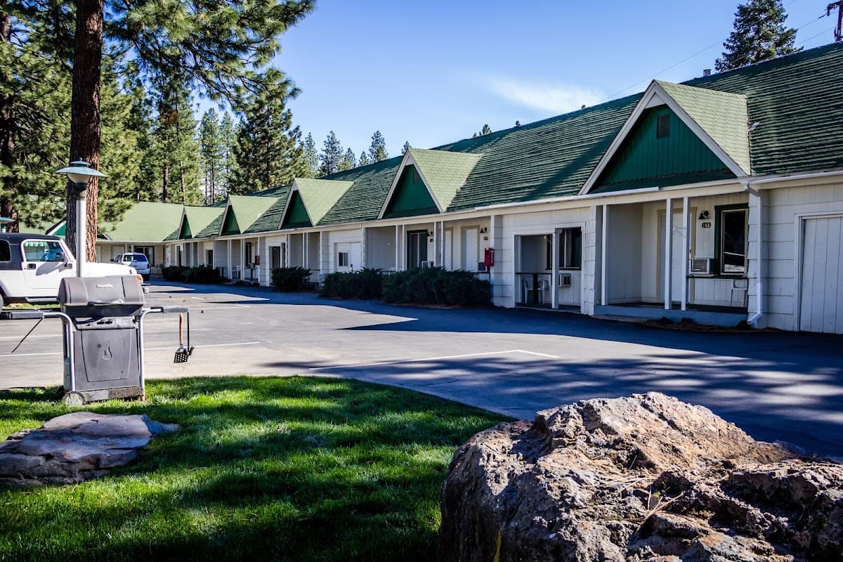Green Gables Motel & Suites, Hotel in Burney