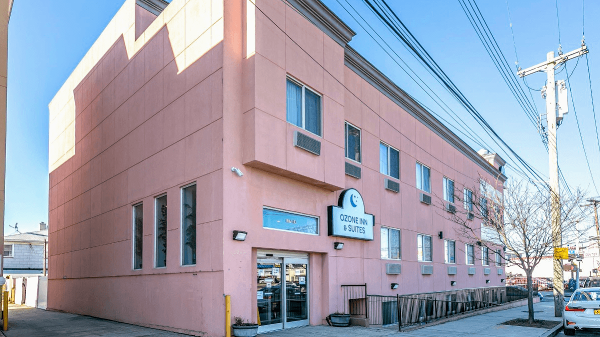 Ozone Inn & Suites, Hotel in Ozone Park