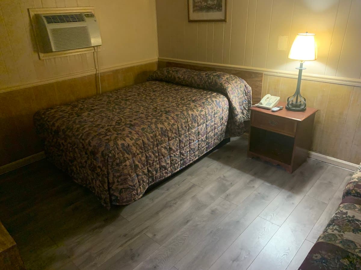 Grady Lodge, Motel in Cairo