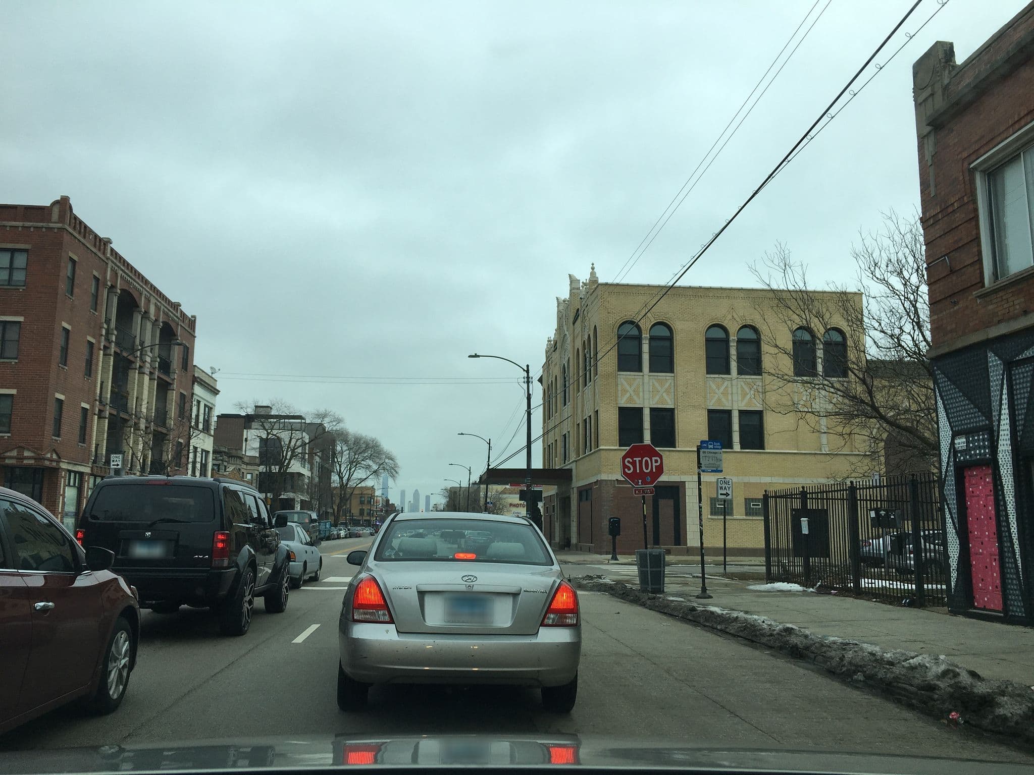 Street view near the apartment chicago yoga, Ukrainian Village — © juvie96 (CC BY-SA · Mapillary)