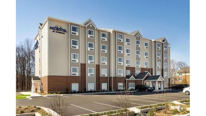 Microtel Inn & Suites by Wyndham Gambrills, Hotel in Crofton