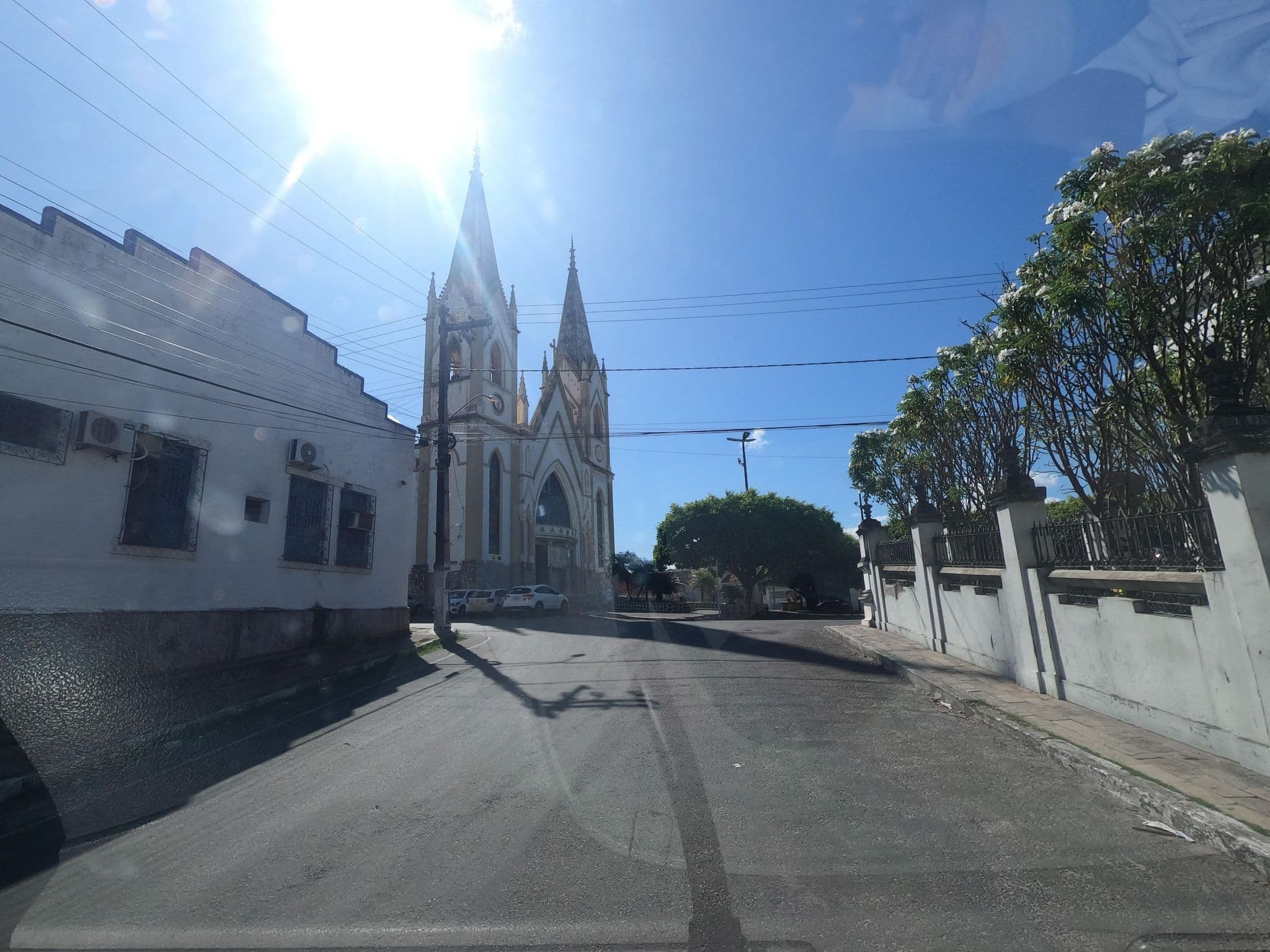 Street view near Hotel Imperial, Propriá — © MuitoAlemdasFronteiras (CC BY-SA · Mapillary)