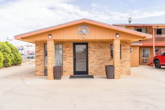 Crown Inn, Motel in Denver City