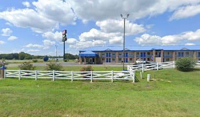Hotel, Motel in Earlington