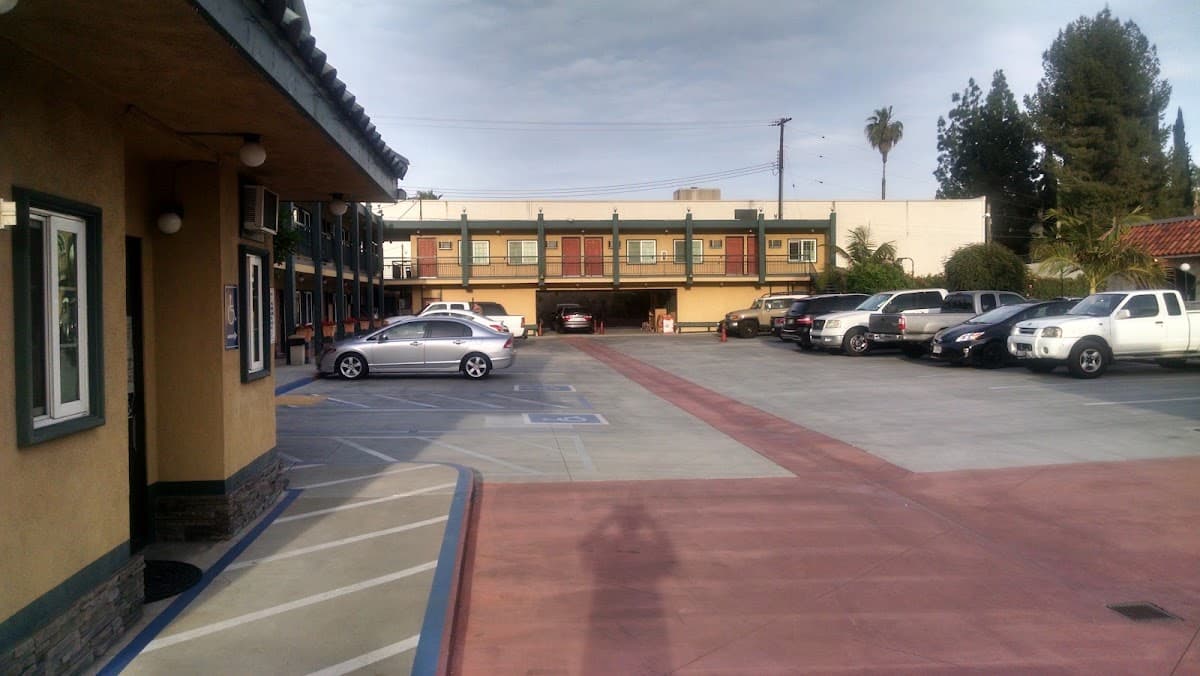 Beach-La Habra Motel, Motel in East La Mirada