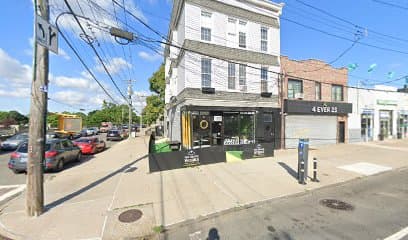 The Bronx Works | work. study. rest, Aparthotel in Unionport