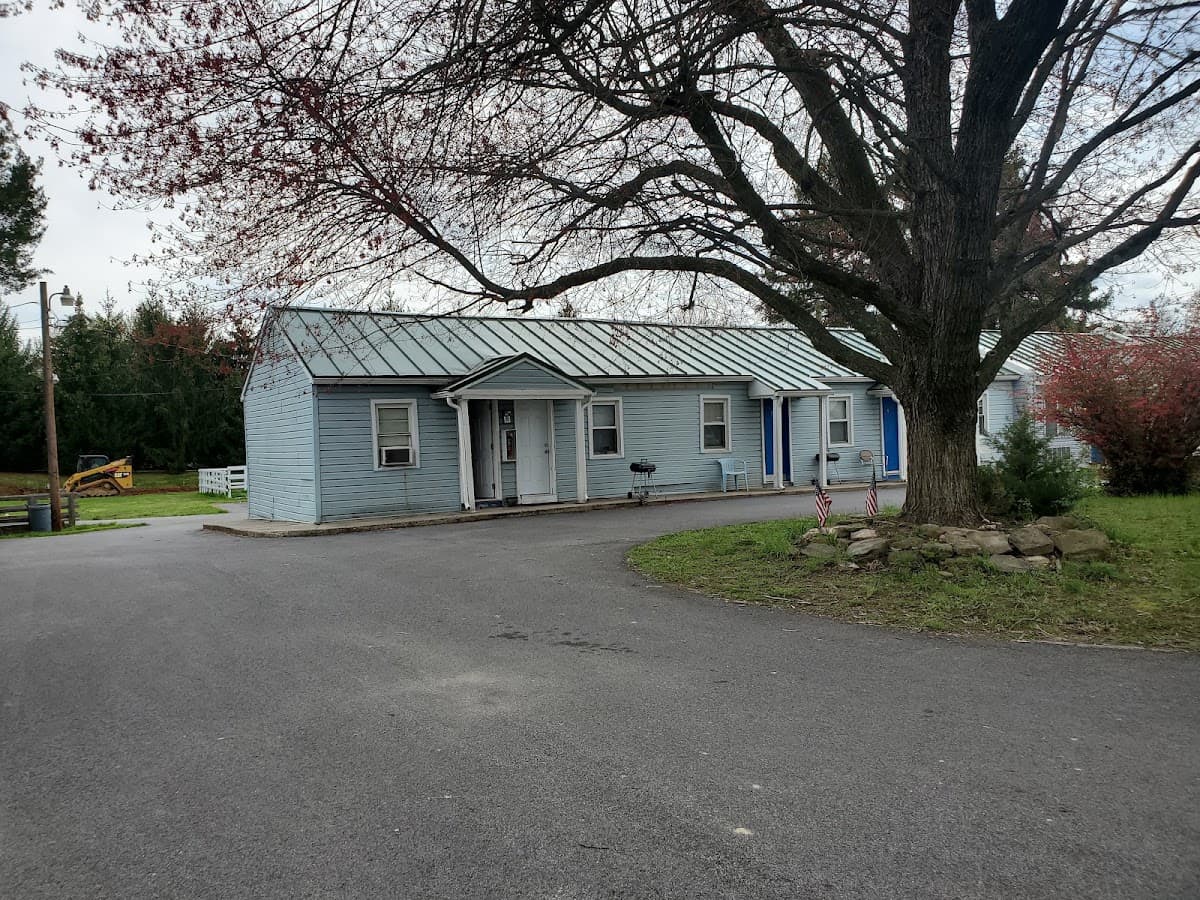 Dutch Village Motel, Hotel in Emigsville