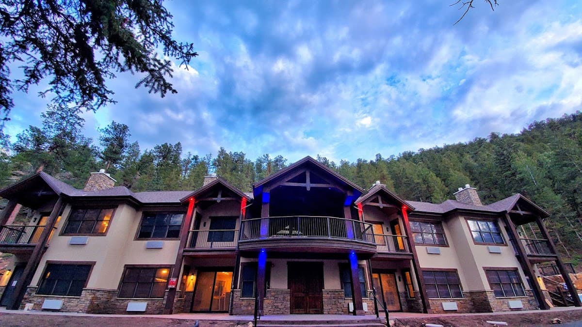 The Inn on Fall River | Fall River Cabins, Hotel in Estes Park