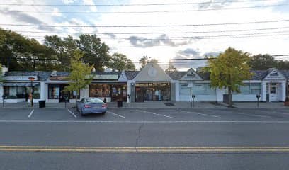 Golden Tan, Resort in Stewart Manor