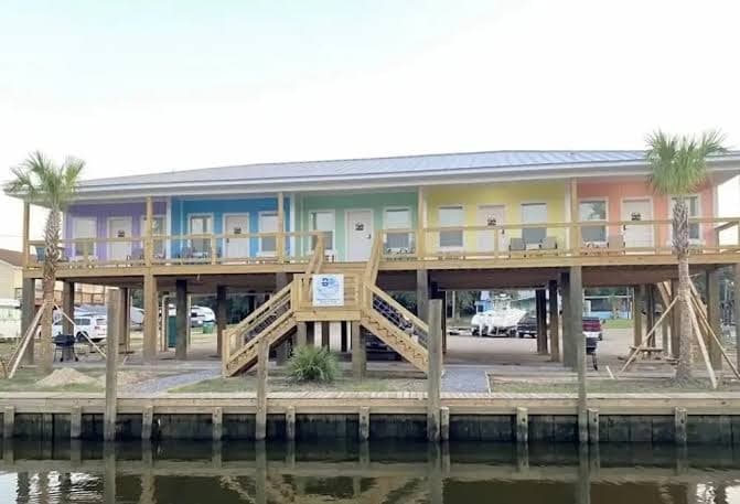 BB On The Bayou, Hotel in Gautier