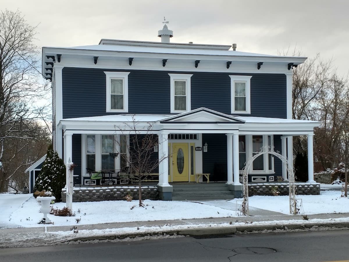 Lawrence Manor, Hotel in Gouverneur
