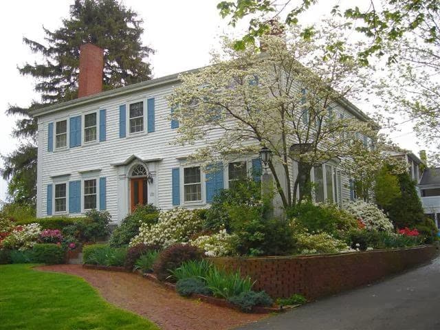 1810 Pickering House, Bed & Breakfast in Greenland