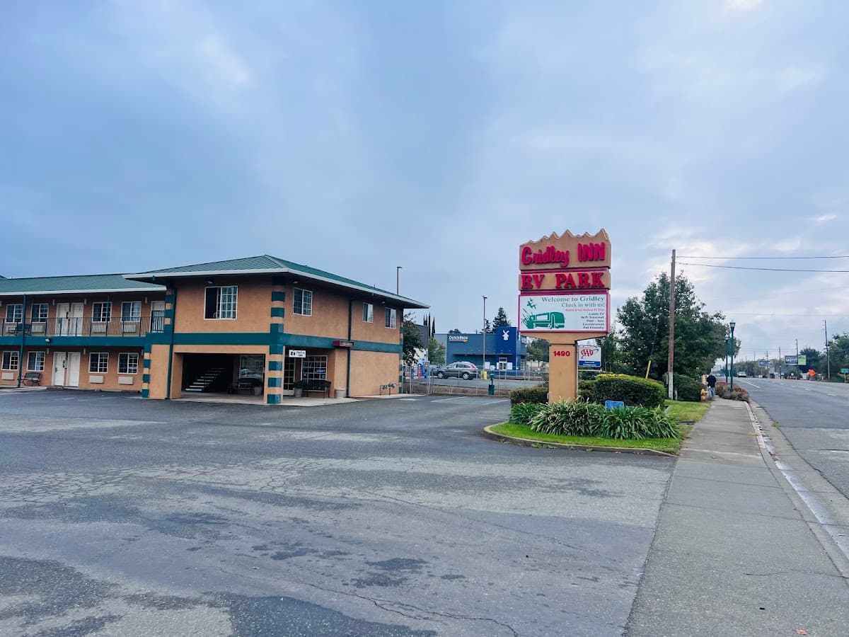 Gridley Inn & RV Park, Caravan Park in Gridley