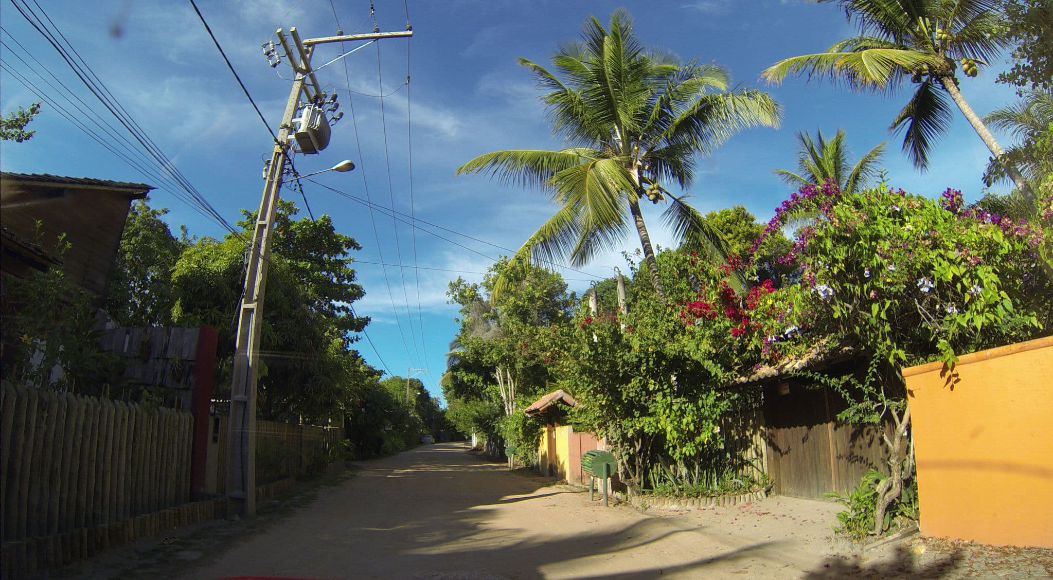 Street view near Pousada Banana da Terra, Santa Cruz Cabrália — © gweber (CC BY-SA · Mapillary)