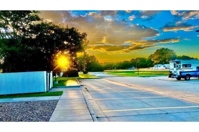 OYO Hotel Park View Inn Suites Hoisington Near Great Bend, Hotel in Hoisington