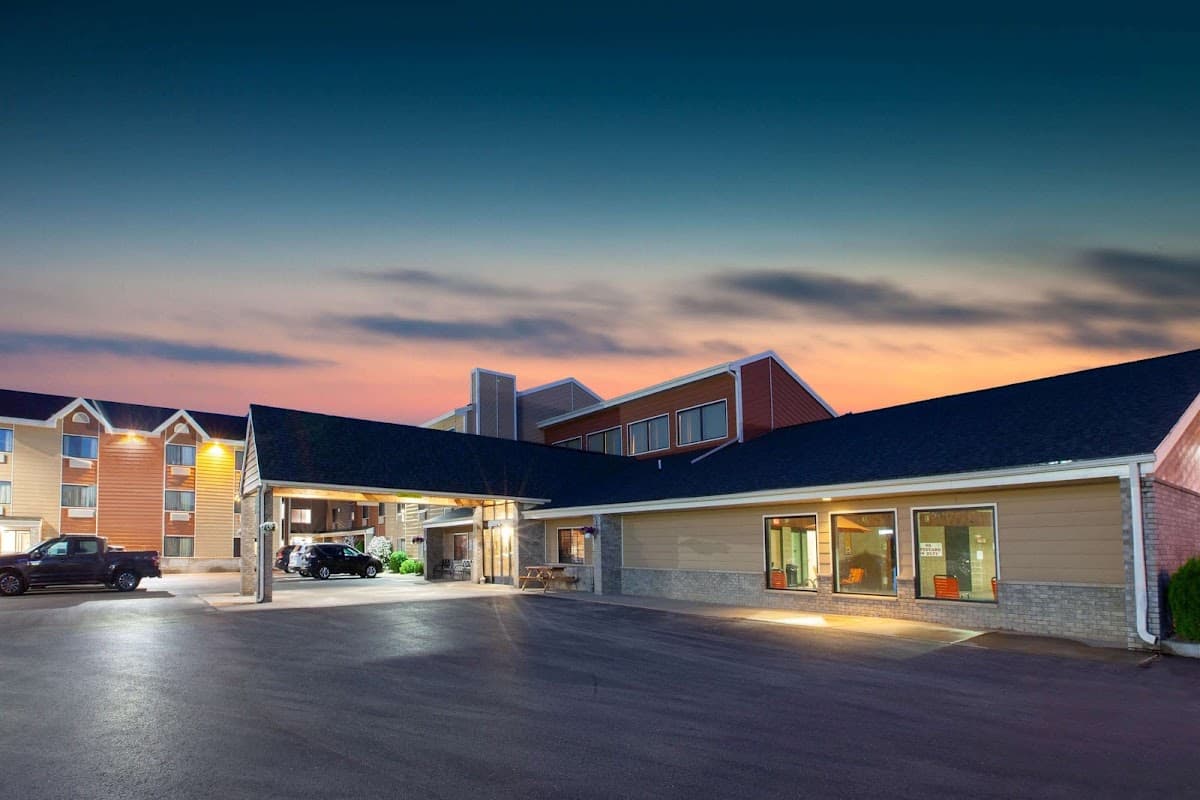 AmericInn by Wyndham Iron River, Hotel in Iron River