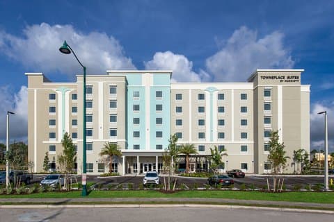 TownePlace Suites by Marriott Naples, Hotel in Island Walk