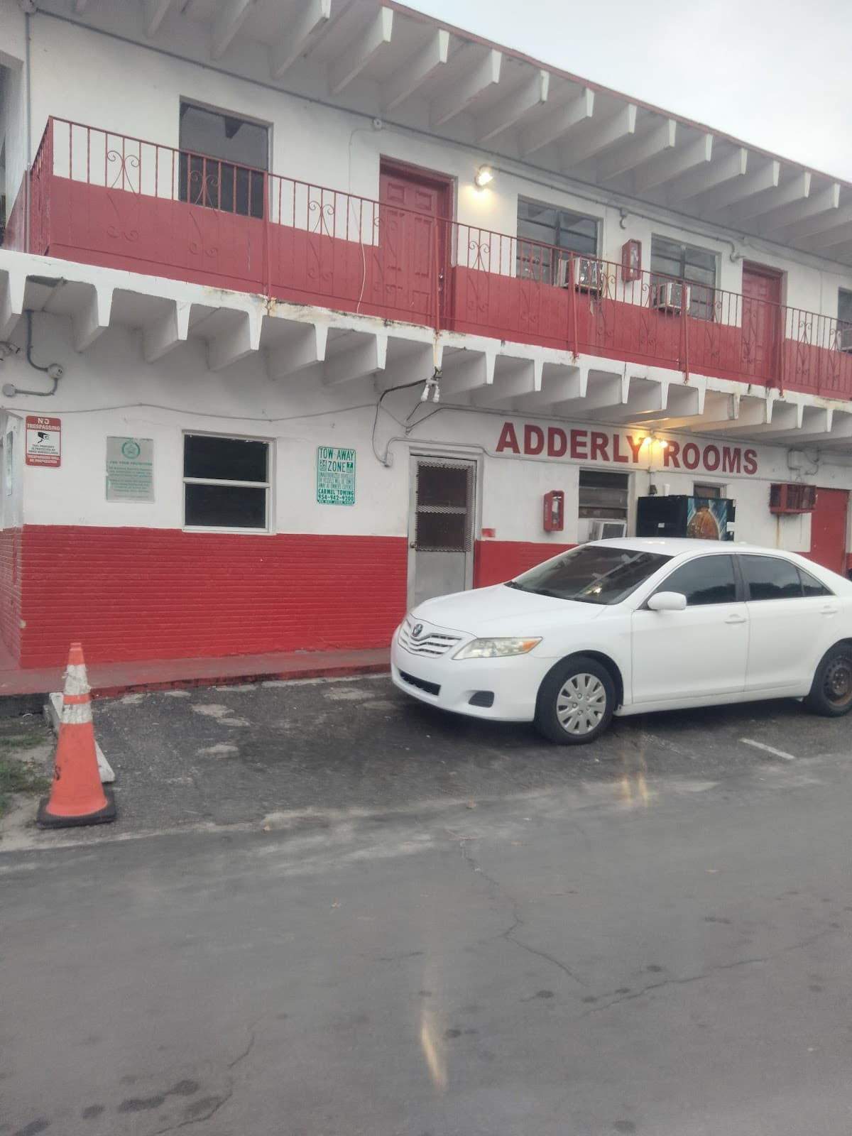 Adderly Rooms, Hotel in Pompano Beach