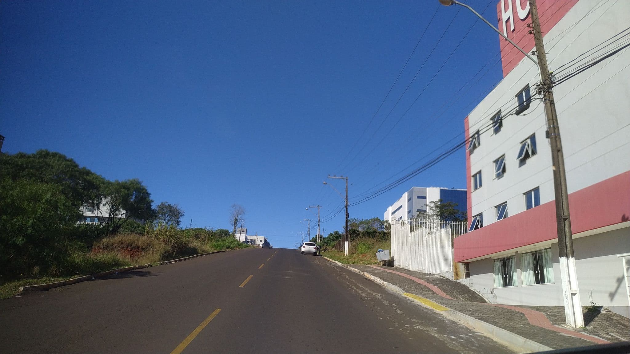 Street view near LH Plaza Hotel, Chapecó — © dclarks (CC BY-SA · Mapillary)
