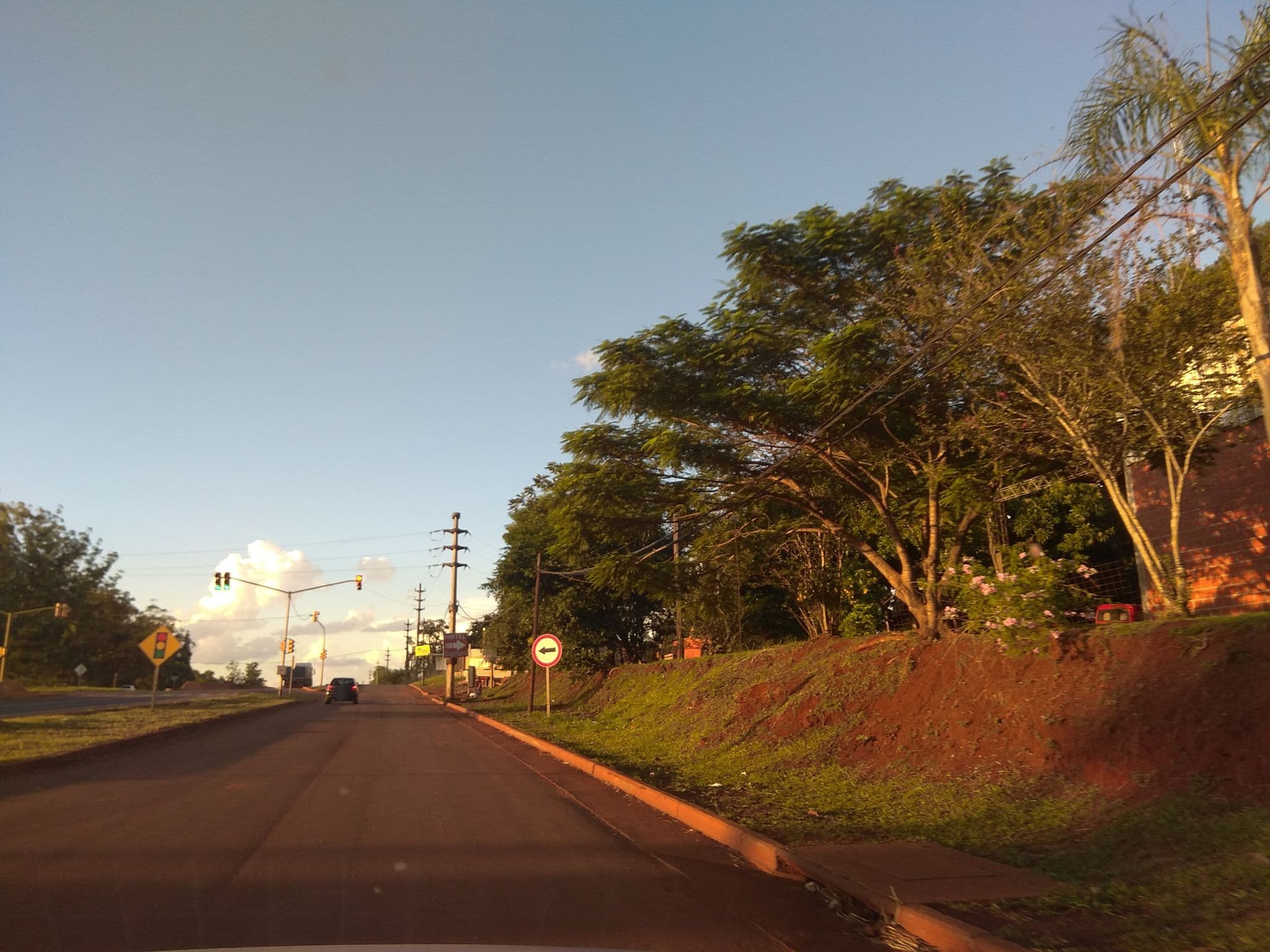 Street view near Los Troncos, Garupá — © carlosbrys (CC BY-SA · Mapillary)