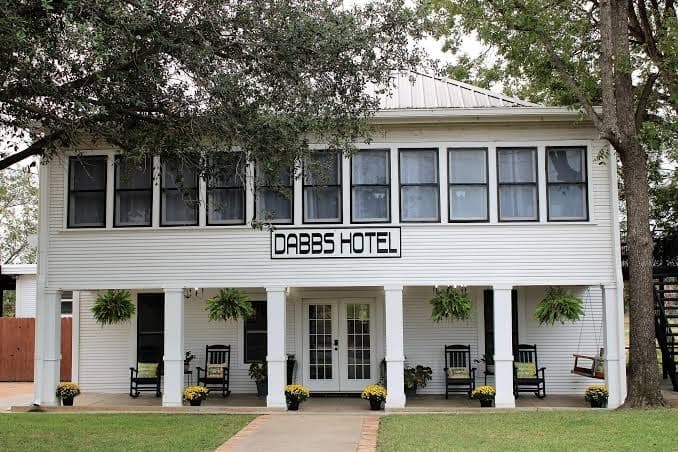Dabbs Hotel, Hotel in Llano