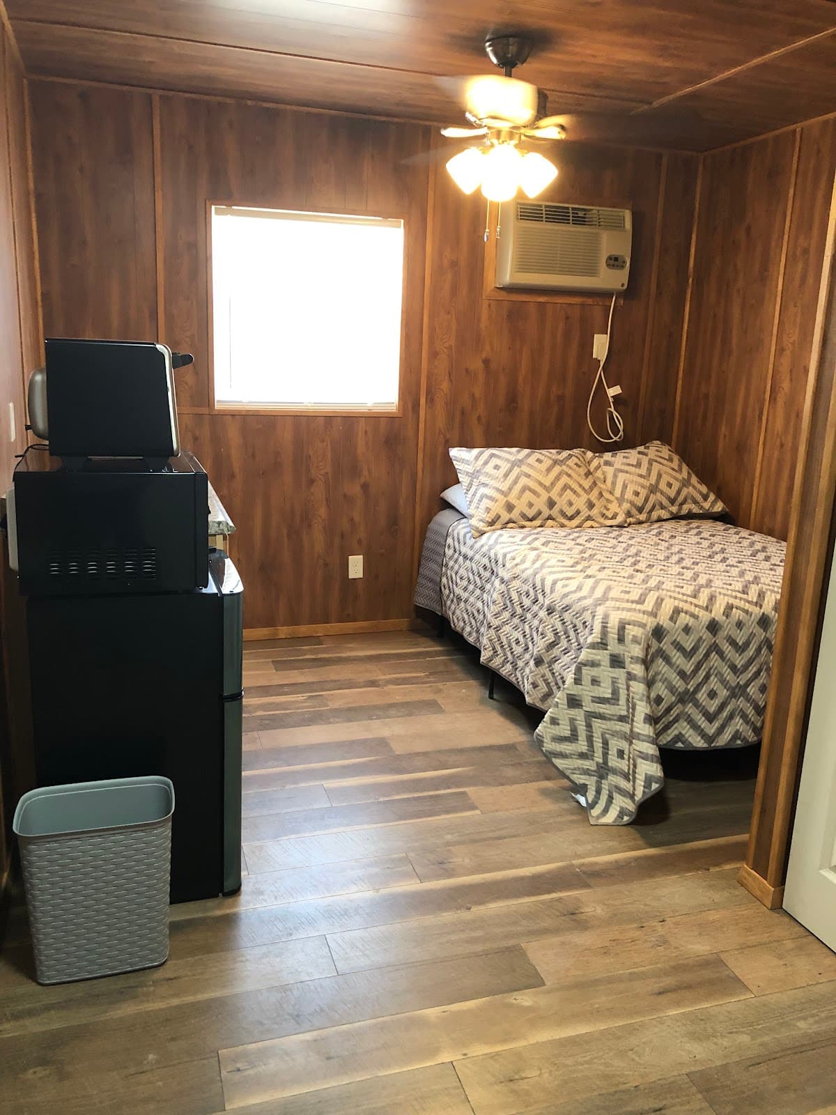 MKS Rental Properties, LLC, Motel in McCamey
