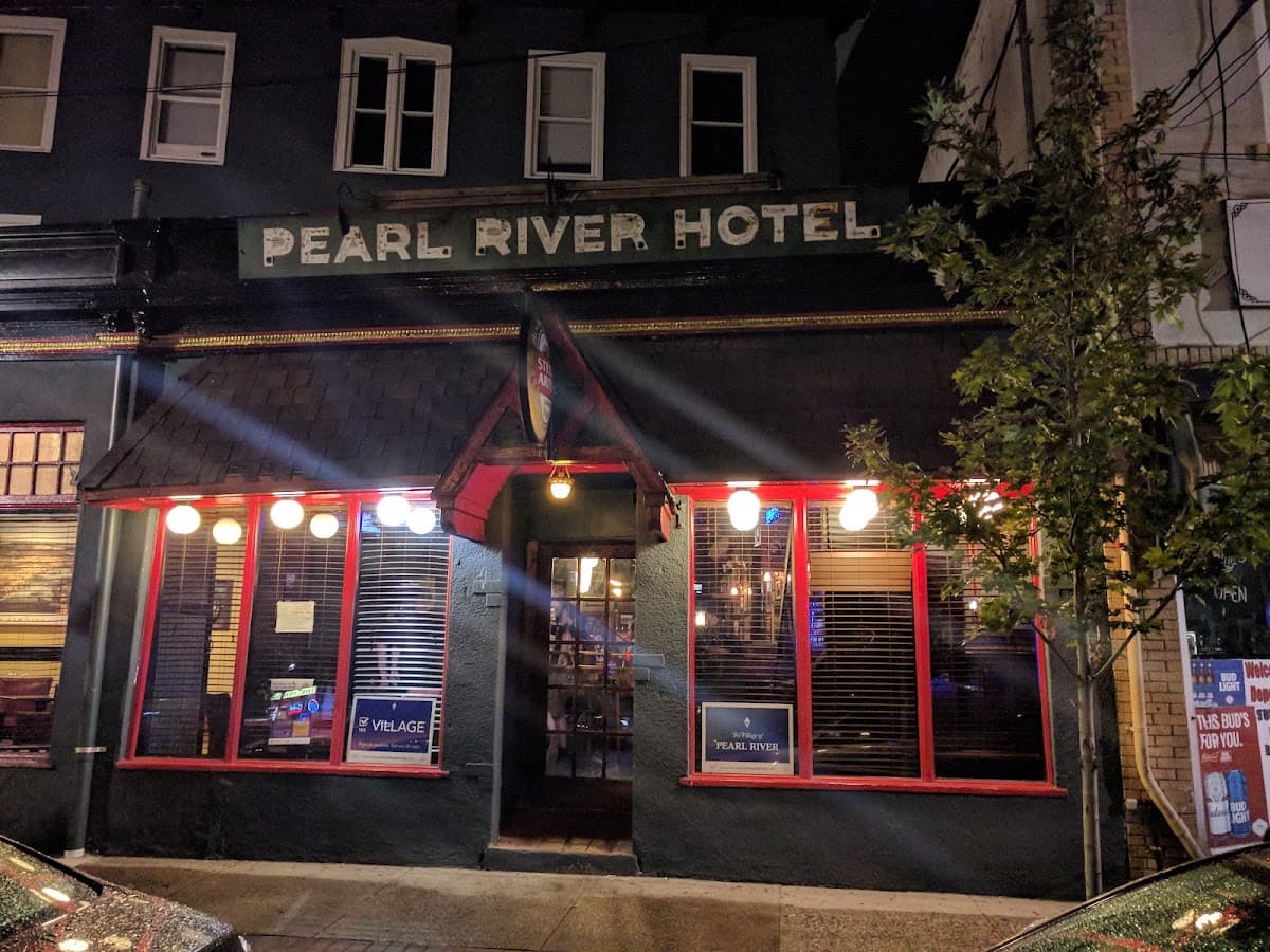 The Pearl River Hotel, Hotel in Pearl River