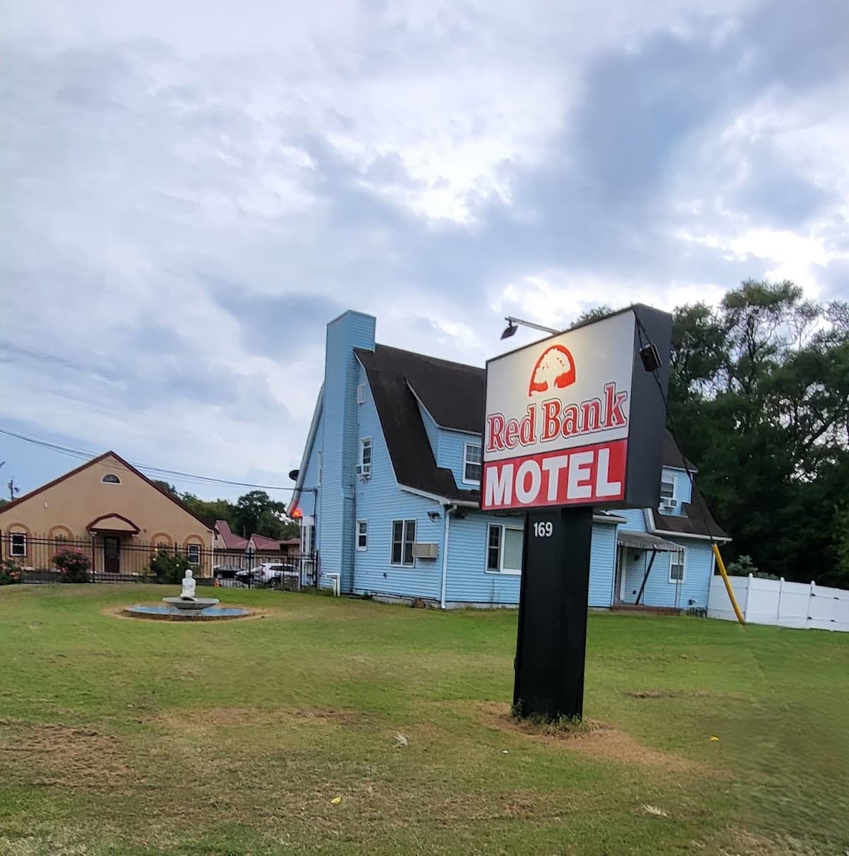 Red Bank Inn, Motel in Paulsboro