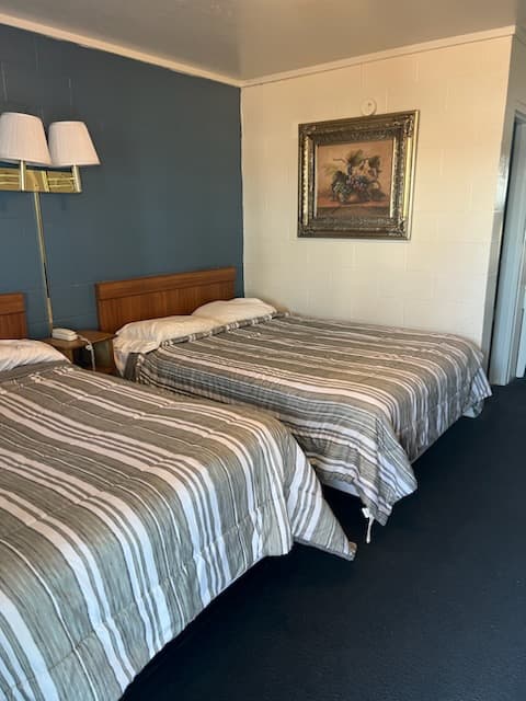 Golden Acres Motel, Hotel in Newkirk