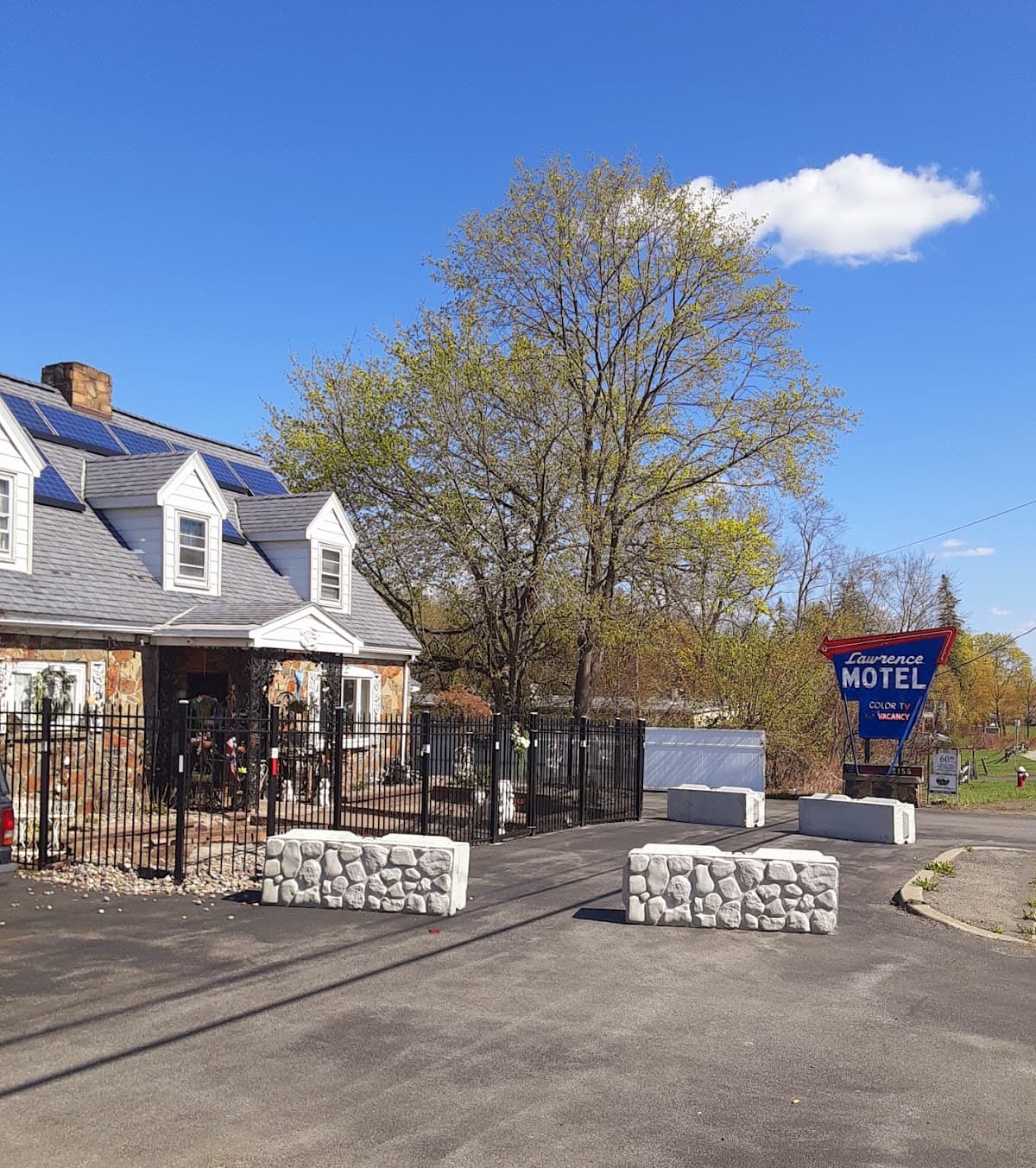 Lawrence Motel, Hotel in Niskayuna